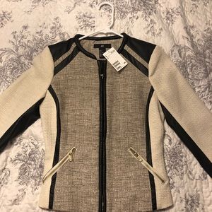 H&M zippered jacket size 6.